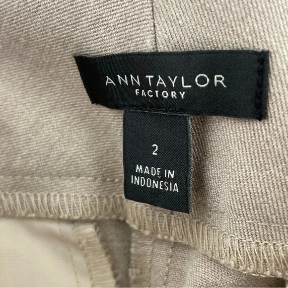 Ann Taylor Womens Size 2 pants 1488 - Picture 9 of 10